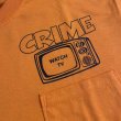 画像2: CRIME Tシャツ / WATCH TV POCKET (SAFETY ORANGE) (2)