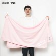 画像2: NO BEER NO LIFE FLEECE BLANKET (LIGHT PINK) (2)