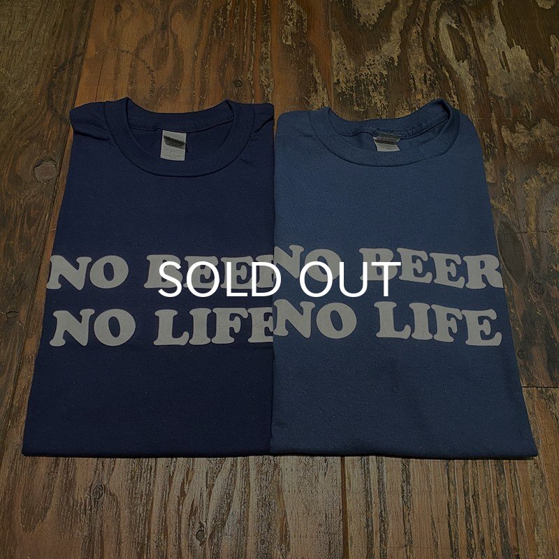 左：ネイビー / 右：ブルーダスク