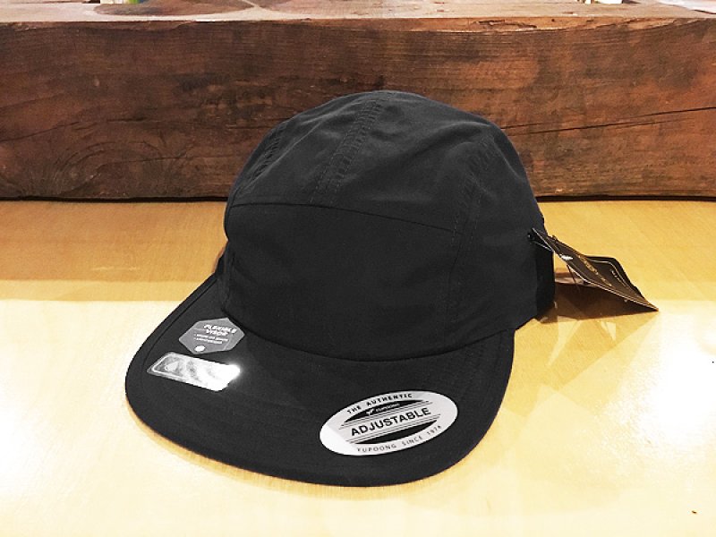 画像1: 【お取寄せ】FLEXFIT / WATER REPELLENT JOCKEY CAMPER CAP (BLACK) (1)