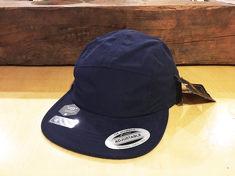 画像1: 【お取寄せ】FLEXFIT / WATER REPELLENT JOCKEY CAMPER CAP (NAVY) (1)
