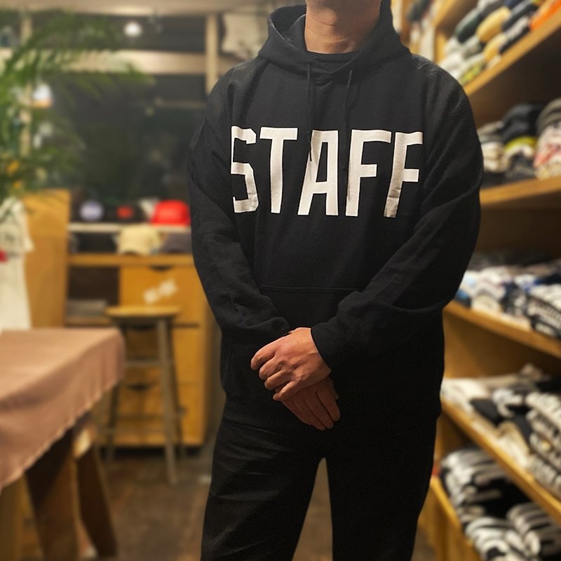 画像2: STAFF HOODIE (BLACK) (2)