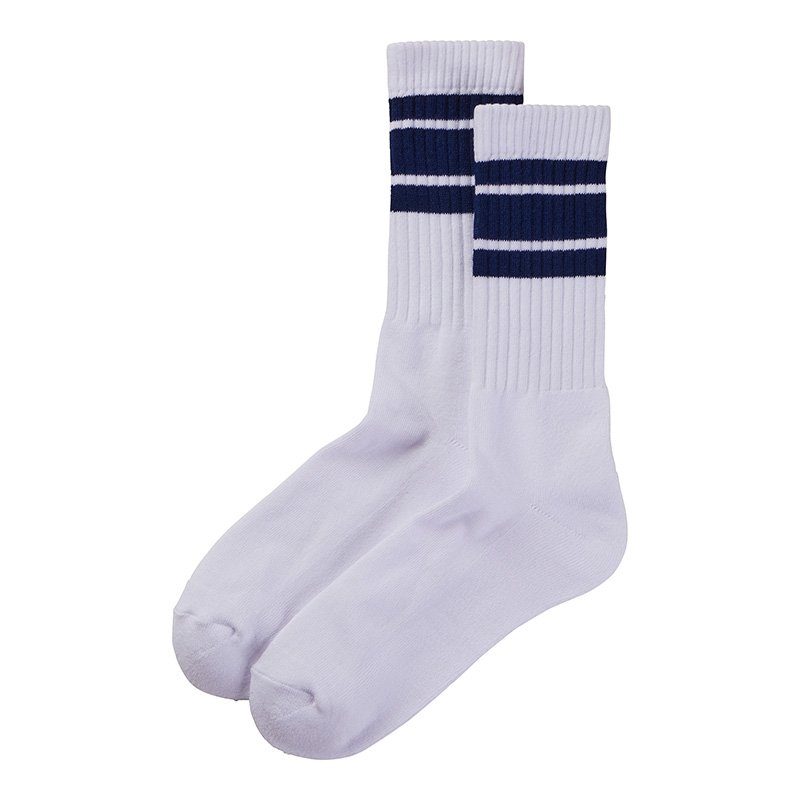 7. ホワイト/ネイビー