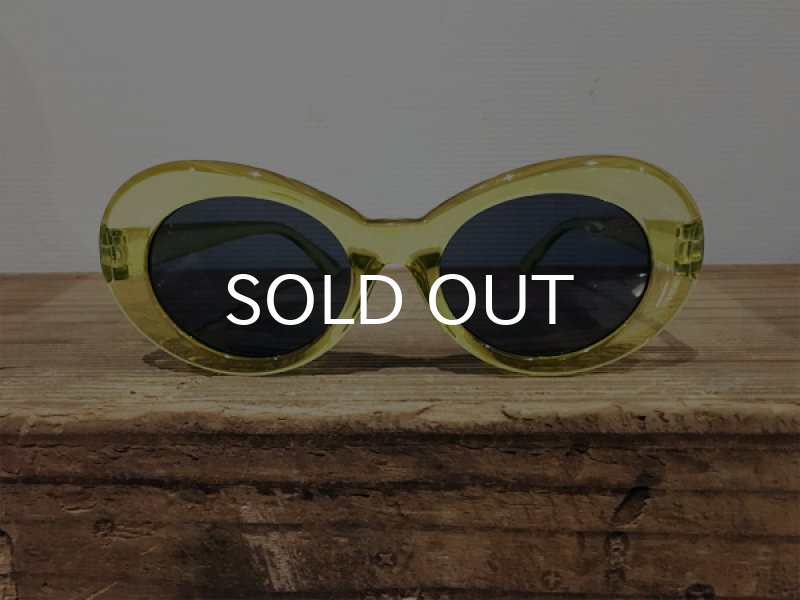 画像4: KURT COBAIN STYLE OVAL SUNGLASS / カート・コバーン オーバル・サングラス (CLEAR YELLOW) (4)