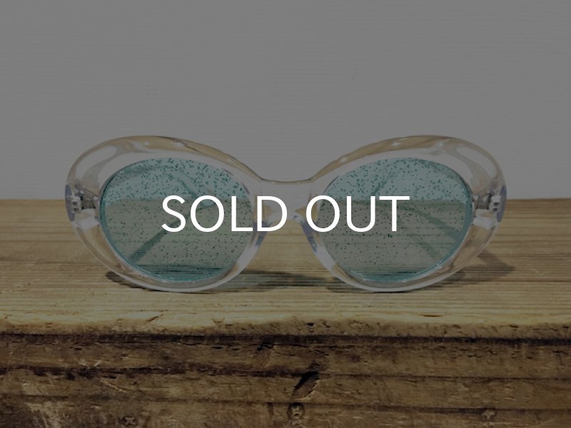 画像2: KURT COBAIN STYLE OVAL SUNGLASS / グリッター・サングラス (CLEAR/GREEN) (2)