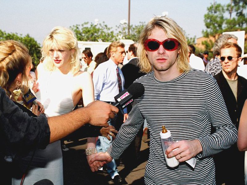 画像5: KURT COBAIN STYLE OVAL SUNGLASS / カート・コバーン オーバル・サングラス (CLEAR SILVER) (5)