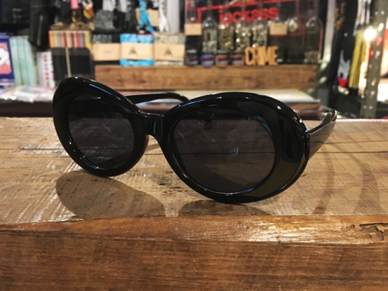 画像4: KURT COBAIN STYLE OVAL SUNGLASS / カート・コバーン オーバル・サングラス (BLACK) (4)