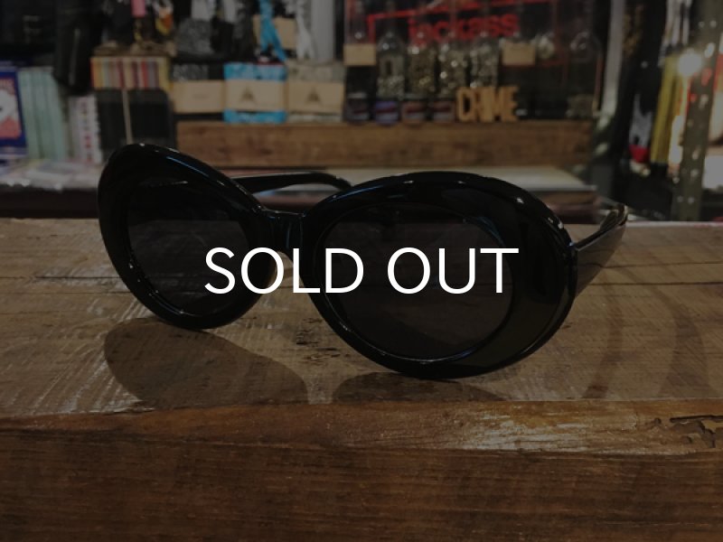 画像4: KURT COBAIN STYLE OVAL SUNGLASS / カート・コバーン オーバル・サングラス (BLACK) (4)