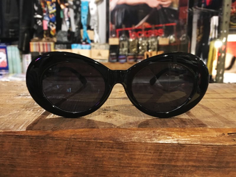 画像5: KURT COBAIN STYLE OVAL SUNGLASS / カート・コバーン オーバル・サングラス (BLACK) (5)