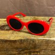 画像1: KURT COBAIN STYLE OVAL SUNGLASS / カート・コバーン オーバル・サングラス (RED) (1)