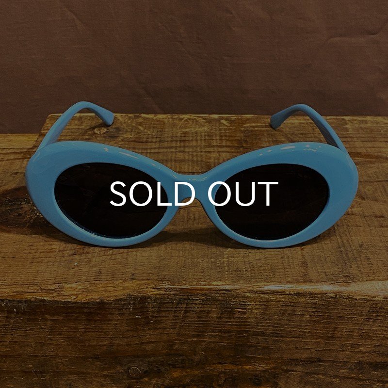 画像2: 【SALE】KURT COBAIN STYLE OVAL SUNGLASS / カート・コバーン オーバル・サングラス (SKY BLUE) (2)