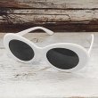 画像1: KURT COBAIN STYLE OVAL SUNGLASS / カート・コバーン オーバル・サングラス (WHITE) (1)