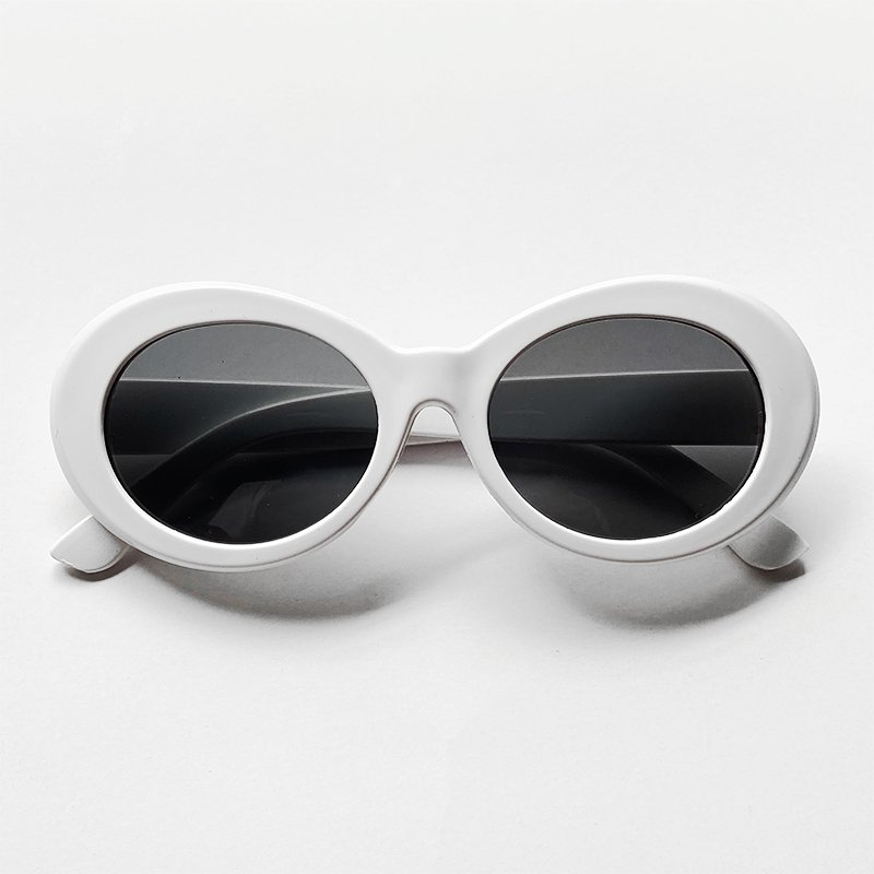 画像1: KURT COBAIN STYLE OVAL SUNGLASS / カート・コバーン オーバル・サングラス (WHITE) (1)