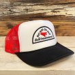 画像1: WOLF'S HEAD OIL TRUCKER CAP (WHITE/BLACK/RED) (1)