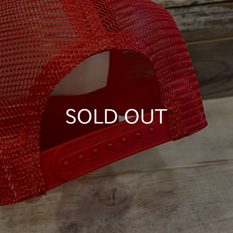 画像3: 【NICE PRICE】MACTOOLS PATCH TRUCKER CAP (WHITE/RED) (3)