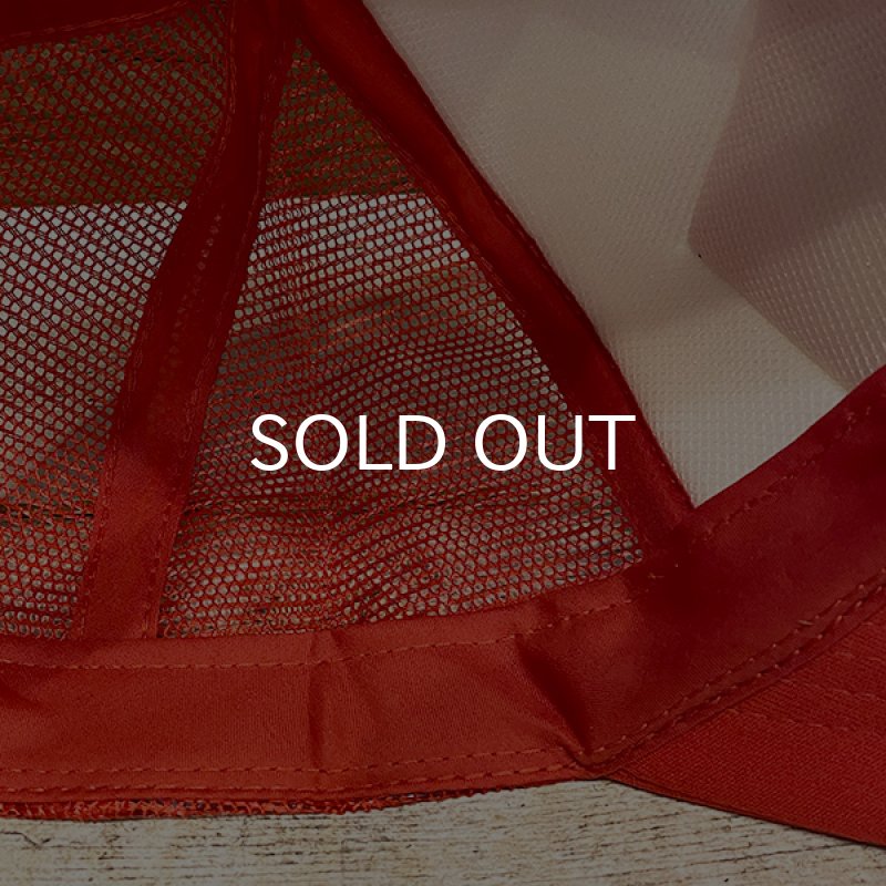 画像4: 【NICE PRICE】MACTOOLS PATCH TRUCKER CAP (WHITE/RED) (4)