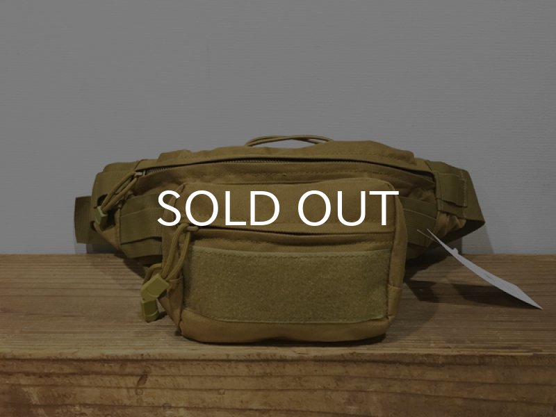 画像1: ミリタリー・ウエスト・バッグ/MILITARY WAIST BAG (COYOTE) (1)