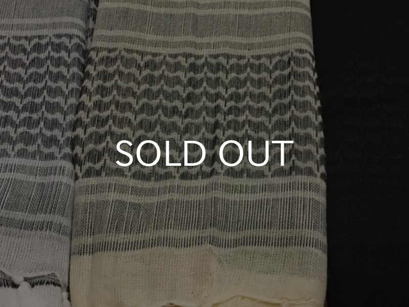 WHITEとTANの色味