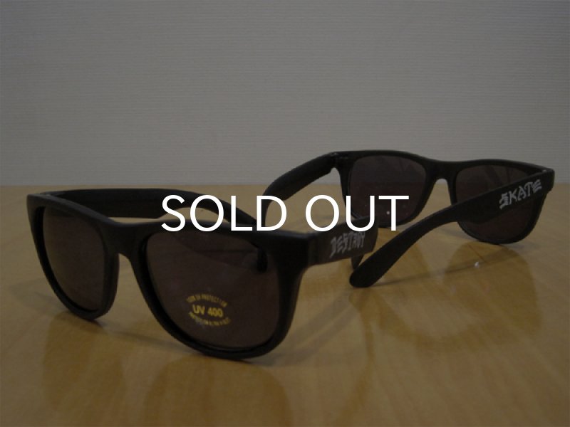 画像2: THRASHER / SAD SUNGLASS サングラス (BLACK) (2)
